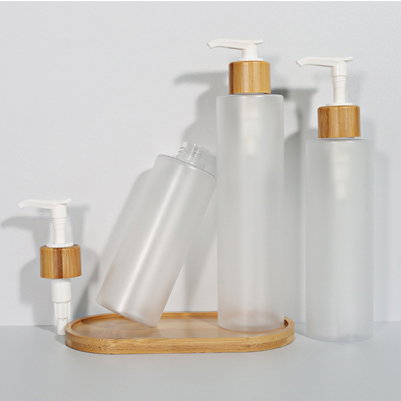 Máy bơm phun tre mờ Chai dầu gội bằng nhựa dành cho thú cưng có nắp 120ml Máy bơm phun tre mờ Chai dầu gội bằng nhựa dành cho thú cưng có nắp 120ml