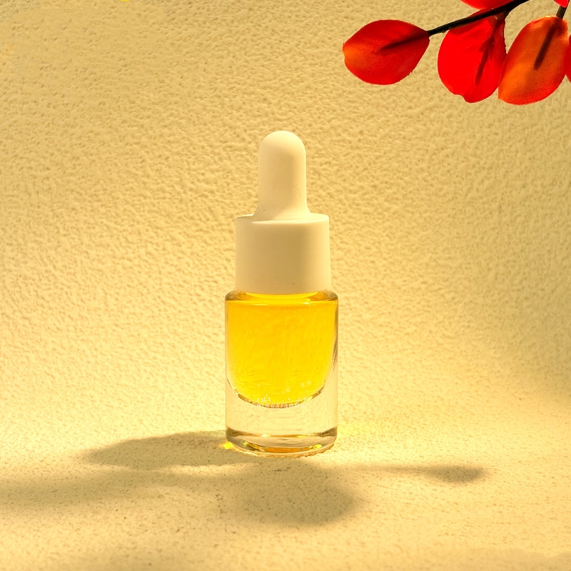 Chai tinh dầu thủy tinh nhỏ có ống nhỏ giọt bằng kim loại hoặc gỗ