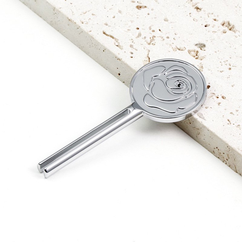 Thiết kế độc đáo của máy ép ống hợp kim kẽm hình chân mèo cho thức ăn cho mèo Thiết kế độc đáo của máy ép ống hợp kim kẽm hình chân mèo cho thức ăn cho mèo