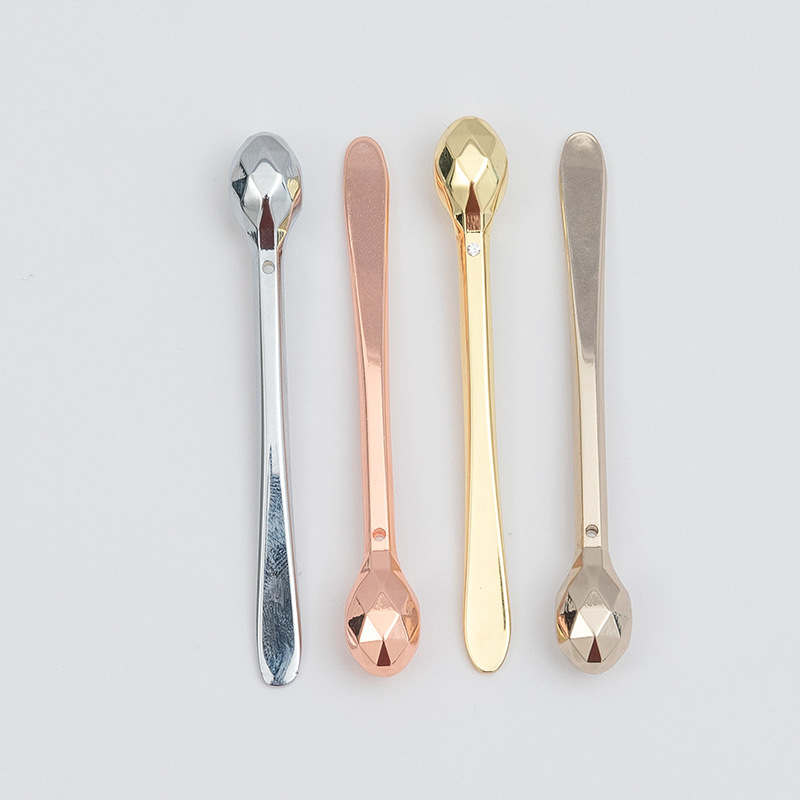 Thiết kế cắt kim cương độc đáo của thỏi kem mắt hợp kim kẽm Thiết kế cắt kim cương độc đáo của thỏi kem mắt hợp kim kẽm