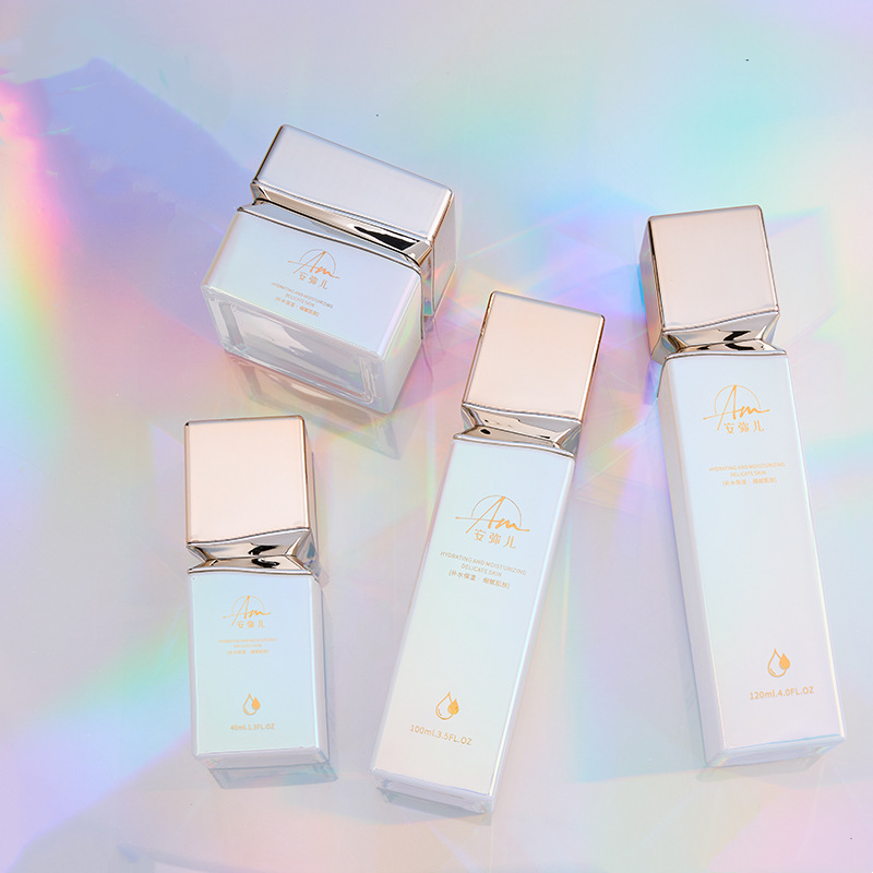 Sự khác biệt giữa lọ mỹ phẩm bằng nhựa, tre và thủy tinh là gì?